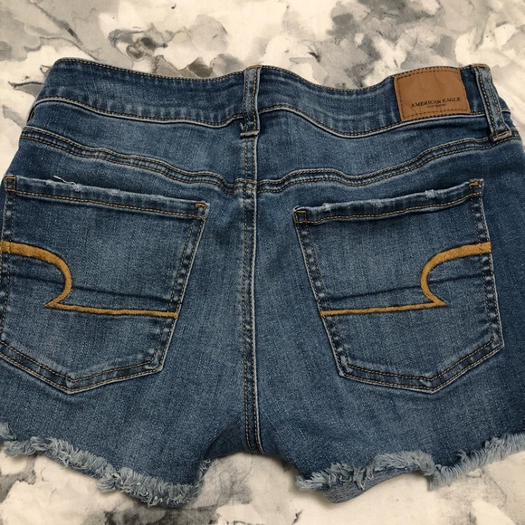 American Eagle Shorts - Picture 2 of 2
